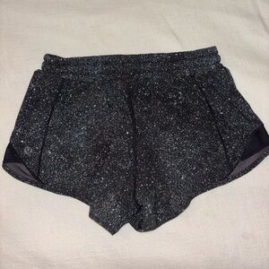 Lululemon Hotty Hot Shorts Size 6
